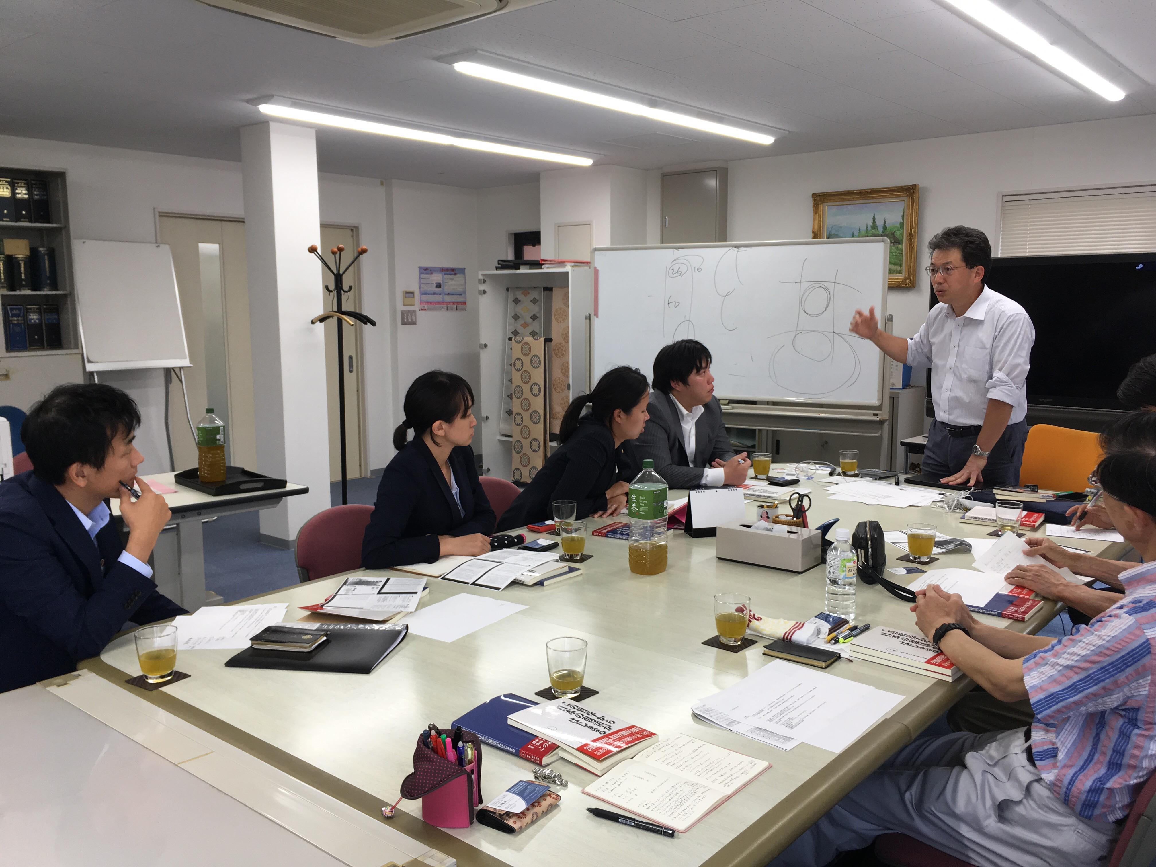鈴木繁伸税理士を囲んで勉強会